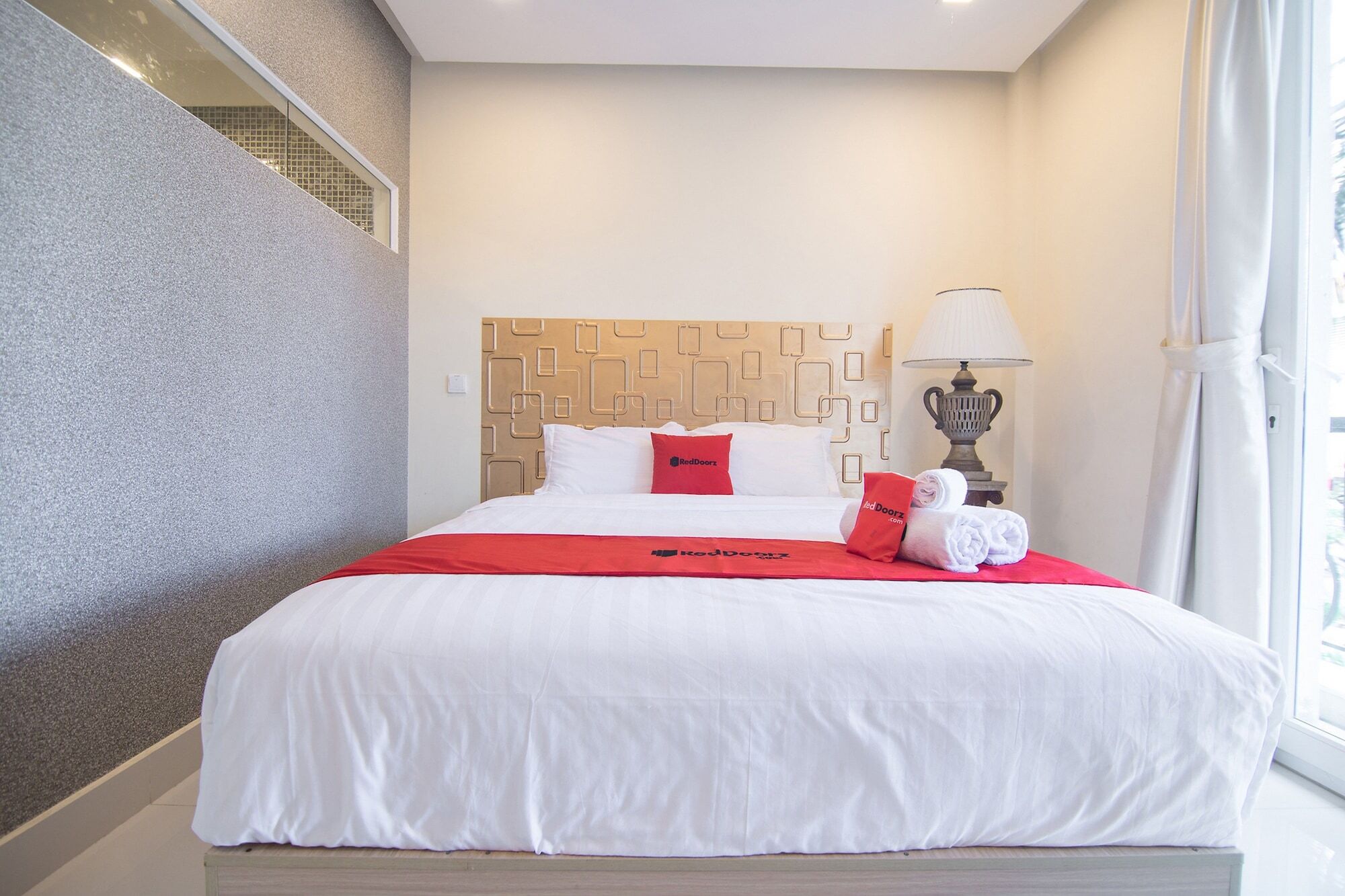 Reddoorz Plus Near Secc 2 Ho-Chi-Minh-Stadt Exterior foto